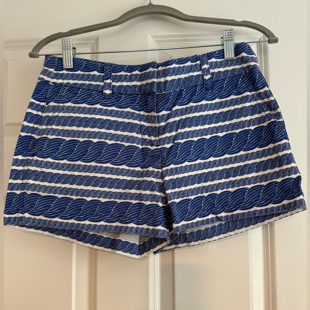 Vineyard Vines Navy and White Patterned Shorts